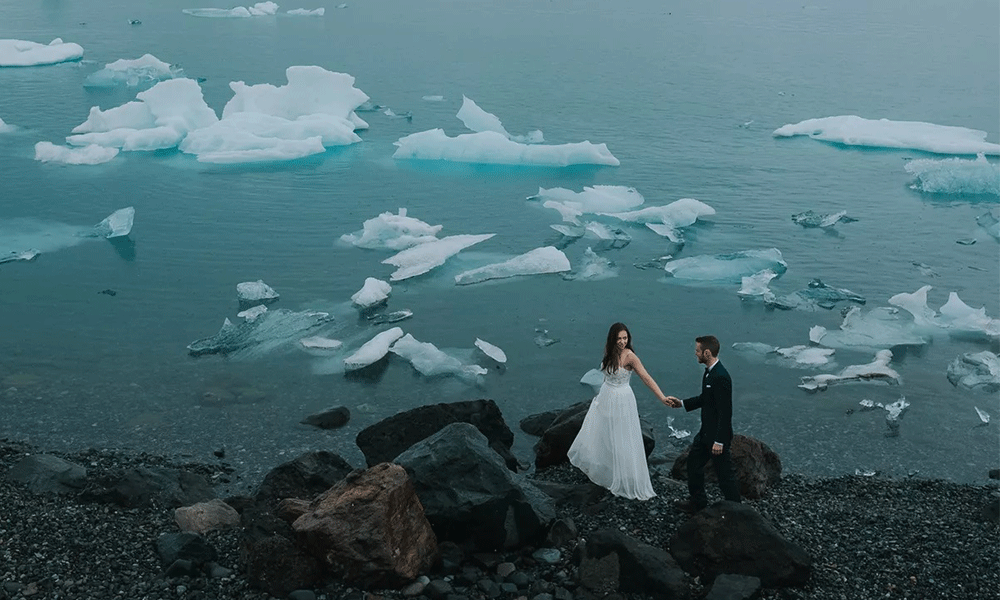 iceland winter elopement wedding spots