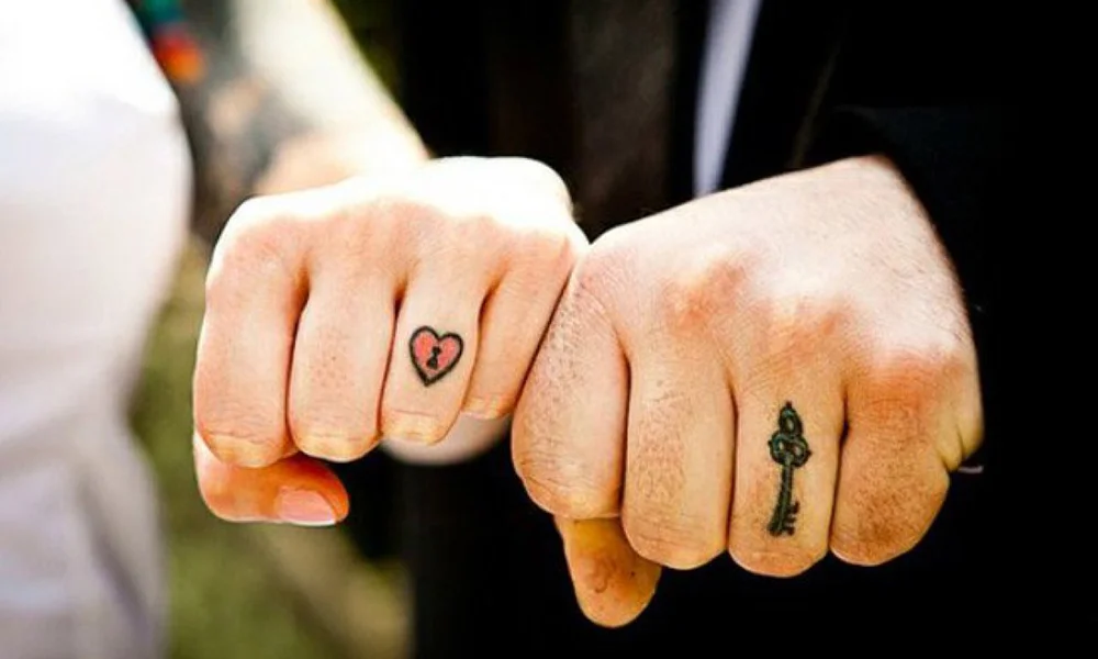 19 Wedding Ring Tattoos You'll Want to Get | Happy Wedd Blog